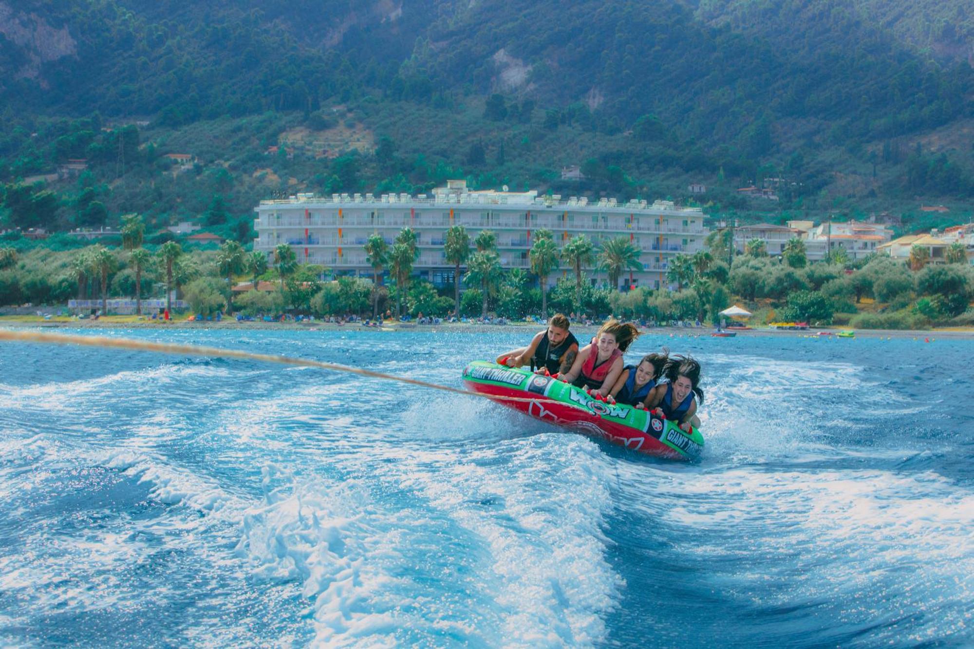 Hotel Sissy Kamena Vourla Ngoại thất bức ảnh